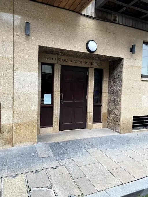 Amazing City Centre 1 Bedroom Apartment With Balcony Lgbtq Friendly Μπέλφαστ